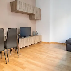 https://nuevo-apartamento-eursu-centro.hotelsinnerja.org