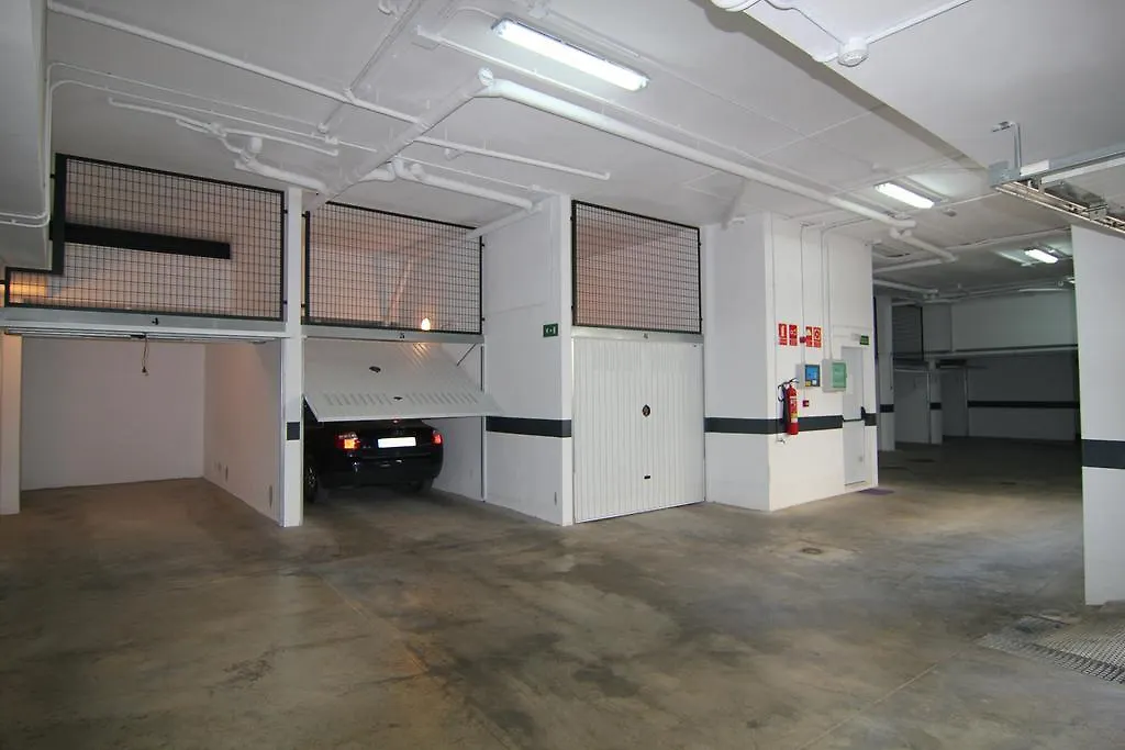 Summerland Apartments Rota